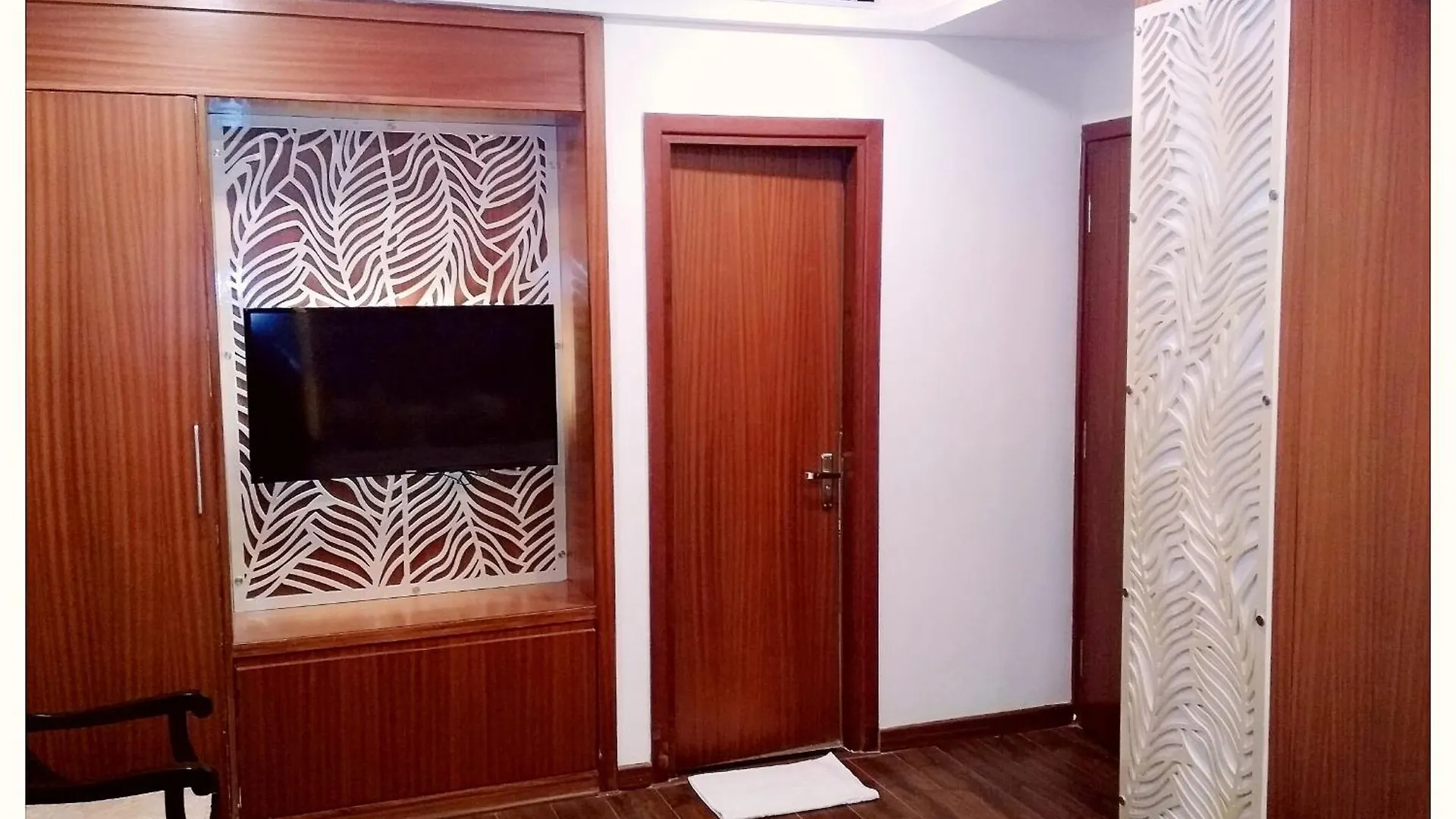 Hotel Ssr - Inn Near Shree Kashi Vishwanath Temple - A Top Four Star Hotel In Varanasi